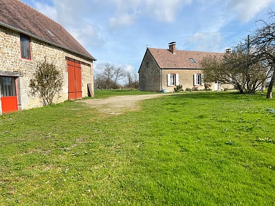 2 bed stone house for sale near Nécy