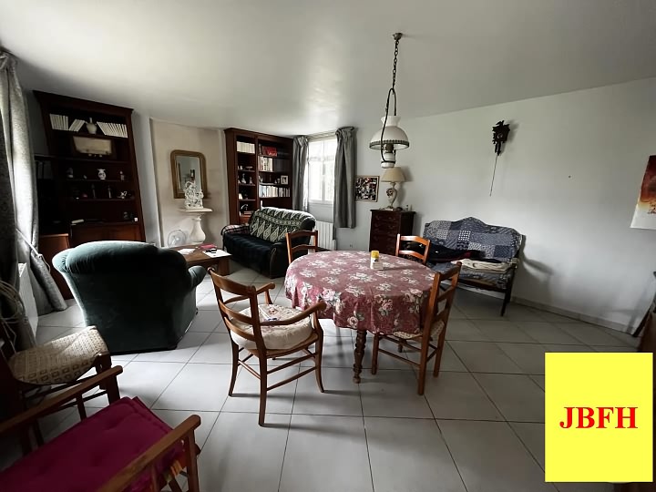 3 bed stone house for sale near Perrou