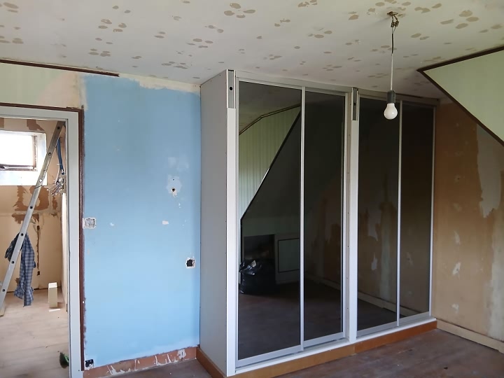 5 bed stone house for sale near Lanvellec