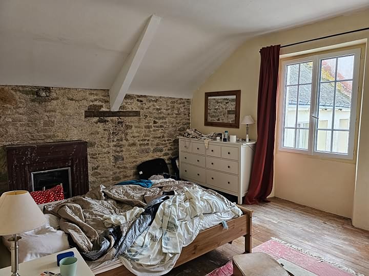 4 bed stone house for sale near Perret