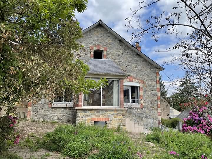 4 bed stone house for sale near Saint Vran