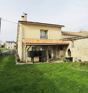 3 bed stone house for sale near Ardilleux