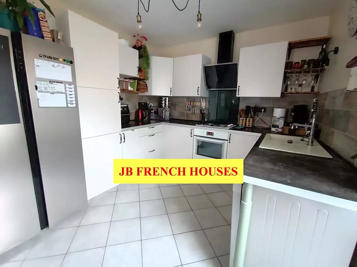 3 bed stone house for sale near Paillé