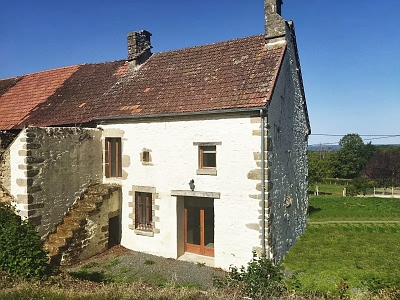 2 bed stone cottage for sale near Glénic