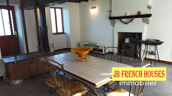 2 bed stone cottage for sale near Glénic