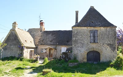 4 bed stone house for sale near Aubas