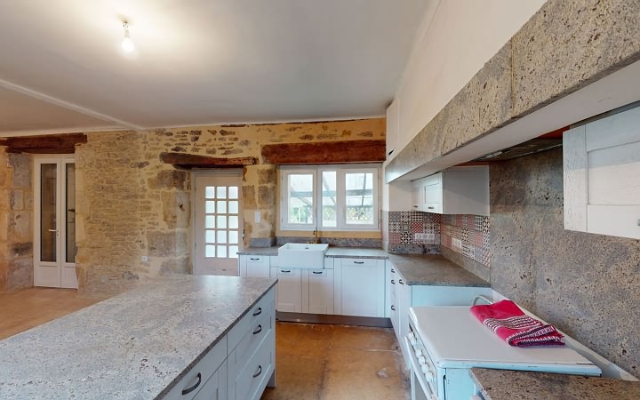 4 bed stone house for sale near Aubas