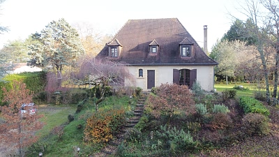 2 bed stone house for sale near Dordogne and Lot
