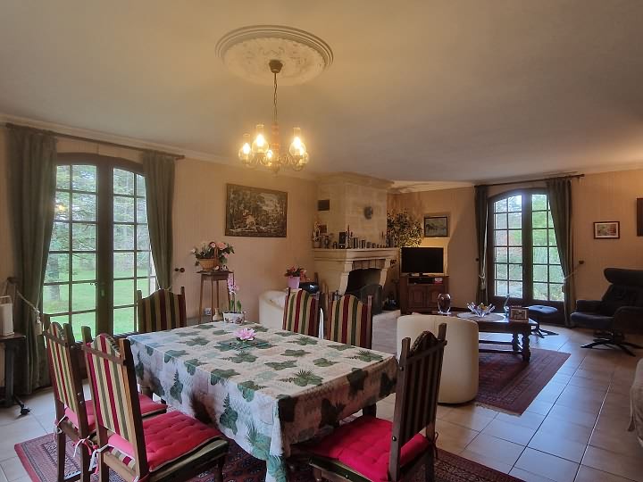 2 bed stone house for sale near Dordogne and Lot