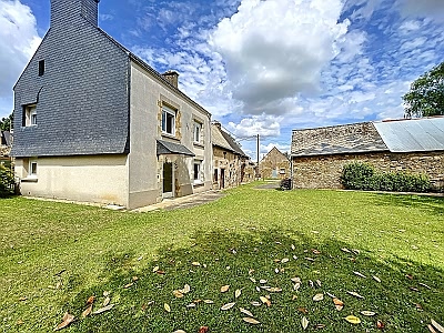 3 bed stone house for sale near Colomel