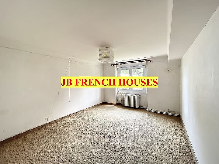 3 bed stone house for sale near Colomel
