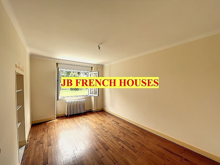 3 bed stone house for sale near Colomel