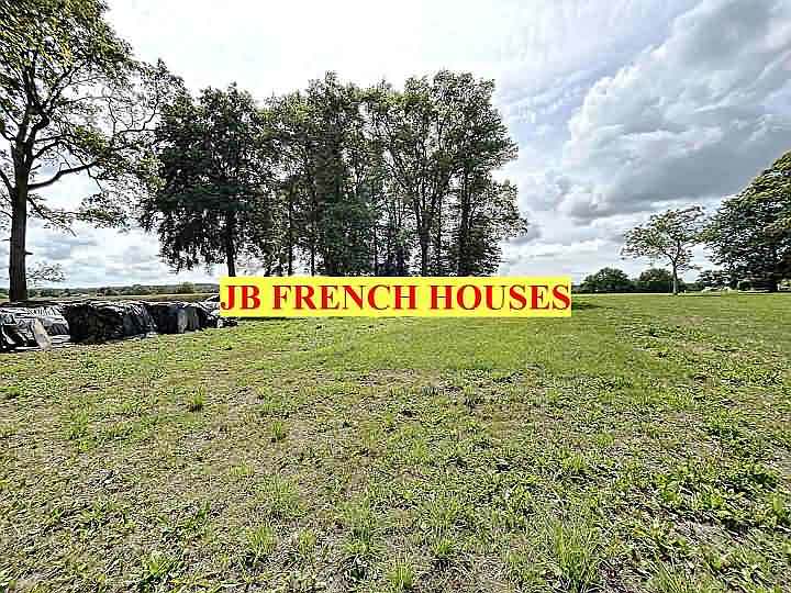 3 bed stone house for sale near Colomel