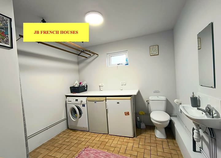 4 bed stone house for sale near Lesbois
