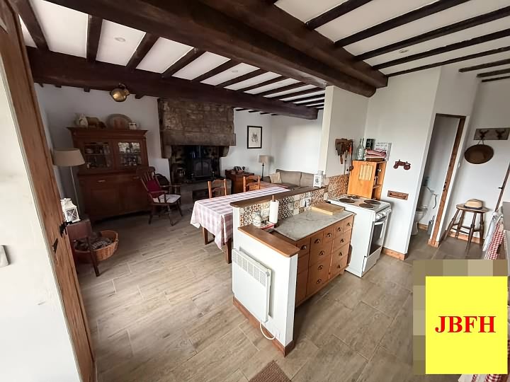 2 bed stone house for sale near Perrou