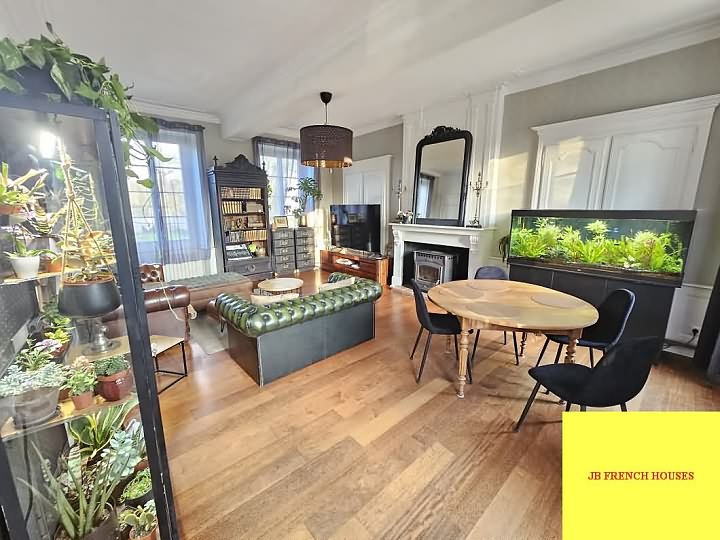 4 bed stone house for sale near Perrou