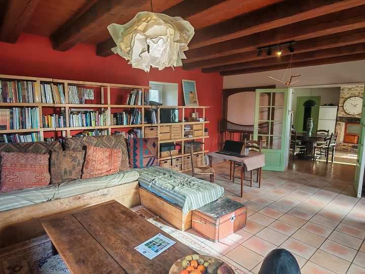 Maison en pierre de 3 chambres à vendre près de Dussac