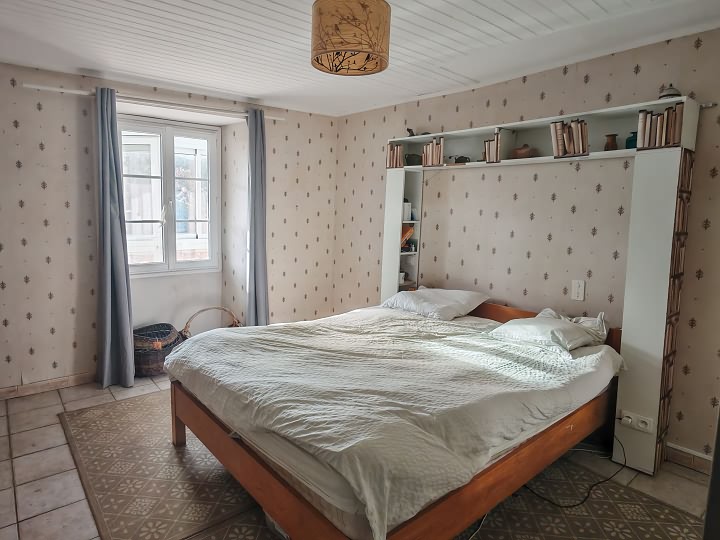 Maison en pierre de 3 chambres à vendre près de Dussac