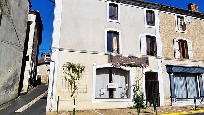 Stone house for sale near Goulat