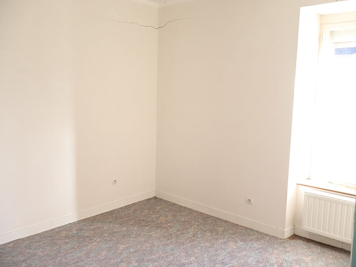 4 bed stone house for sale near Vengeons