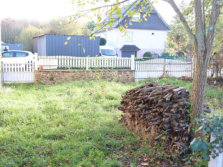 4 bed stone house for sale near Vengeons