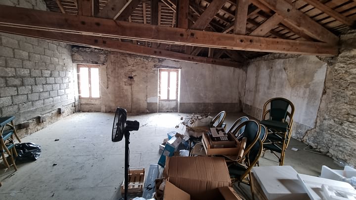 Stone house for sale near Goulat