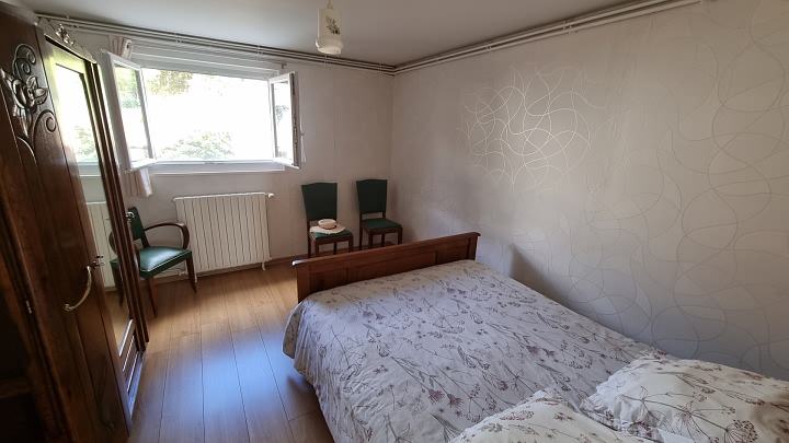 4 bed stone house for sale near Goulat
