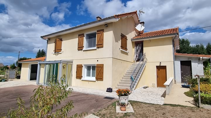 4 bed stone house for sale near Goulat