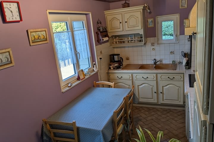 4 bed stone house for sale near Missiriac