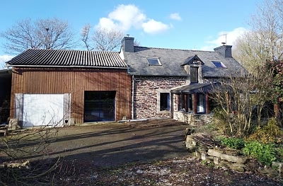 3 bed stone house for sale near Perret