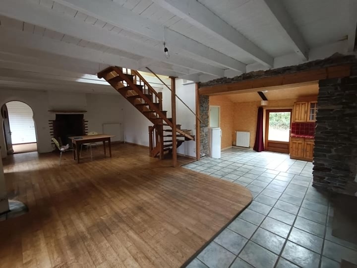 3 bed stone house for sale near Perret