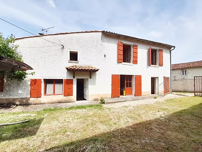 3 bed stone house for sale near Paillé