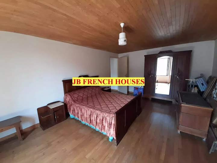 3 bed stone house for sale near Paillé