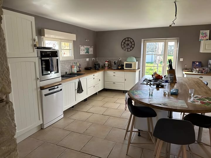 3 bed stone house for sale near Chez Vécant