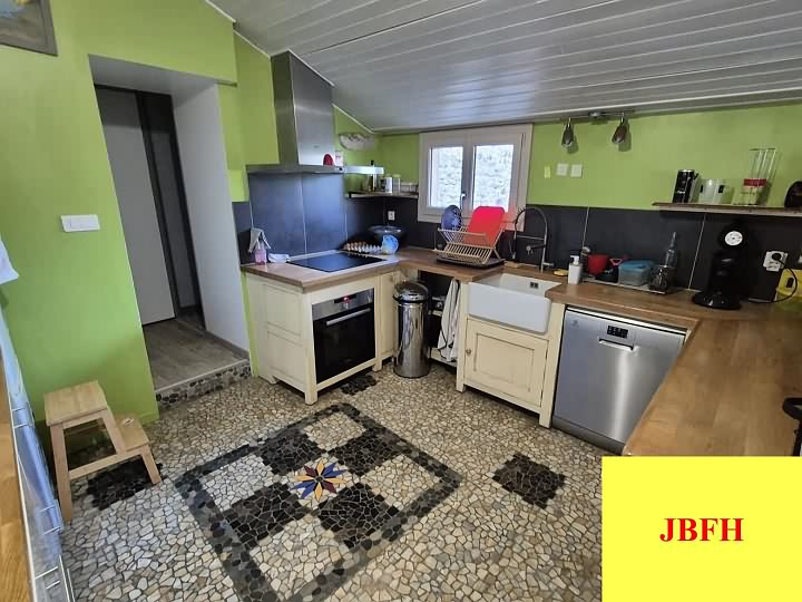 3 bed stone house for sale near Viennay