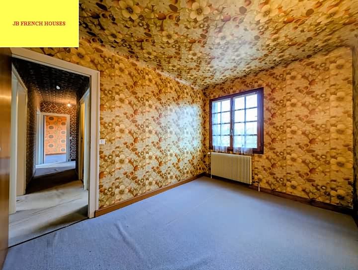 4 bed stone house for sale near Ansac Sur Vienne