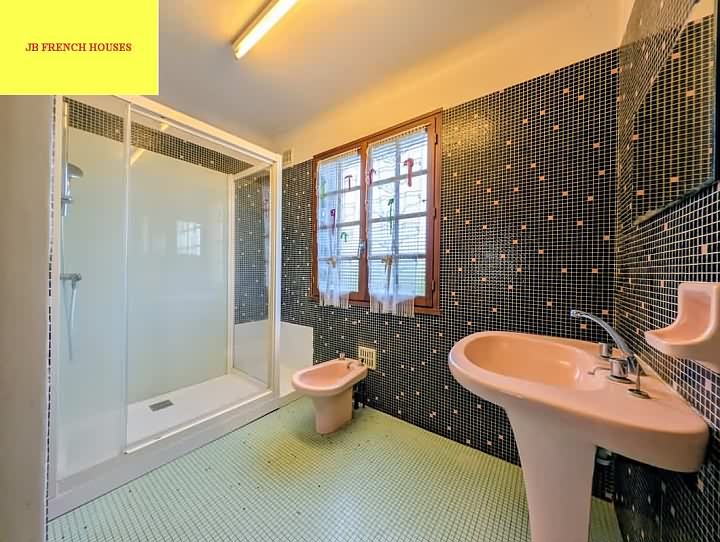 4 bed stone house for sale near Ansac Sur Vienne