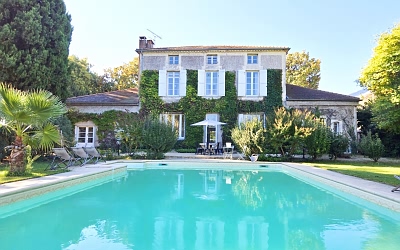 6 bed stone house for sale near Dordogne and Lot