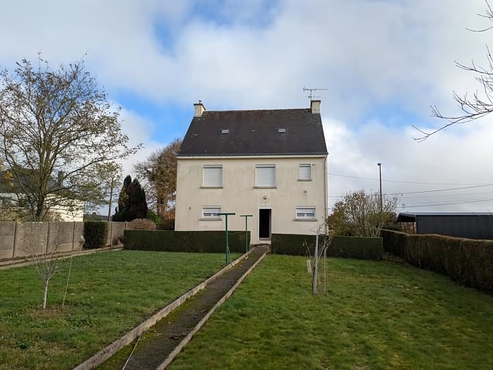 3 bed house for sale near BRITTANY CENTRE and BRITTANY CENTRE WEST