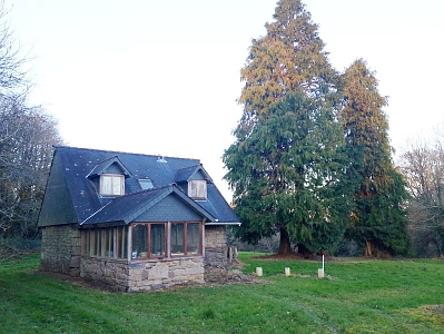 Stone house to renovate near BRITTANY CENTRE and BRITTANY CENTRE WEST