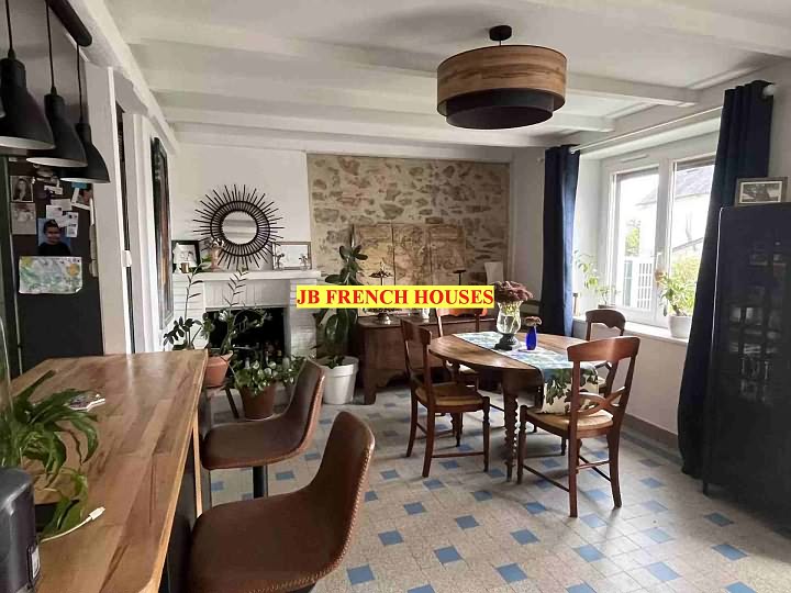 3 bed stone house for sale near Caribet