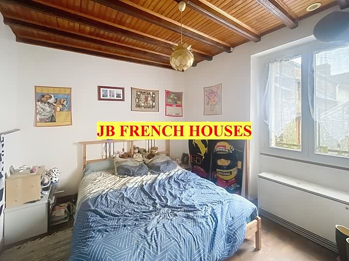 2 bed stone house for sale near Colomel