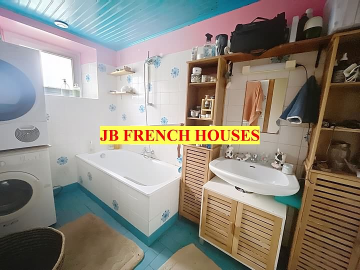 2 bed stone house for sale near Colomel