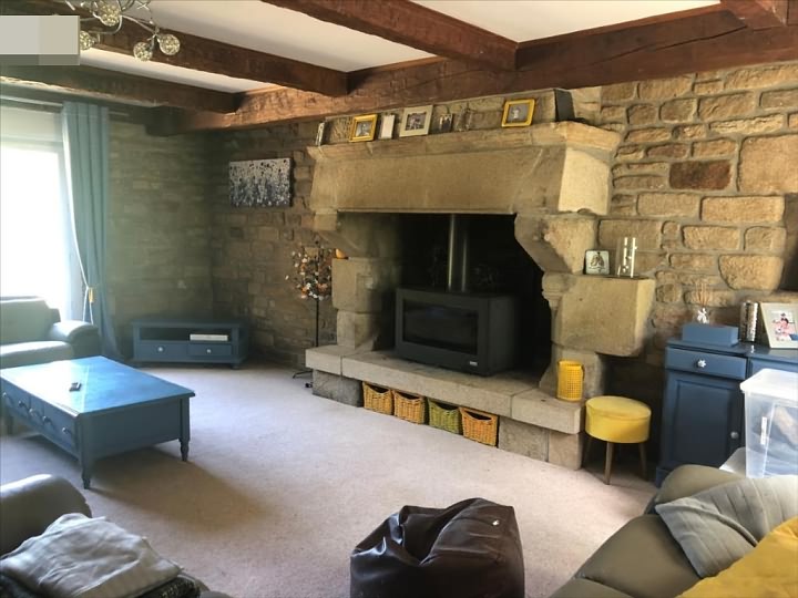 5 bed stone house for sale near Keraden