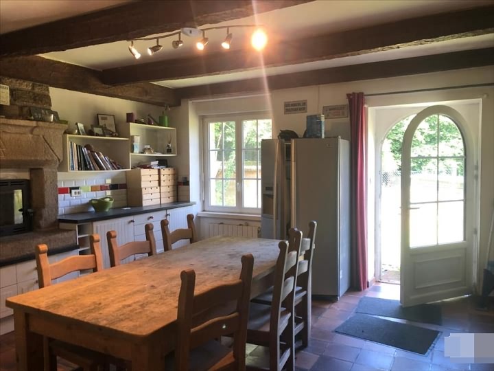 5 bed stone house for sale near Keraden
