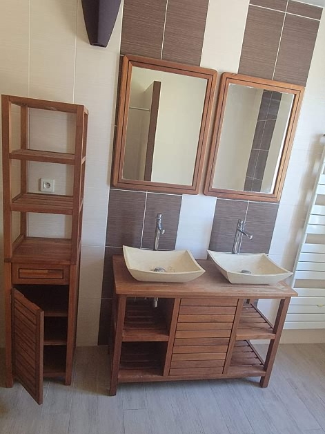 Maison en pierre de 2 chambres à vendre près de Le Sourn