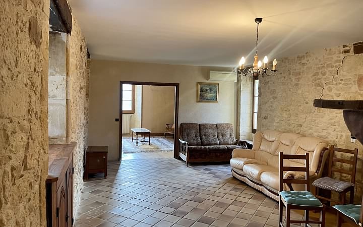 5 bed stone house for sale near Aubas