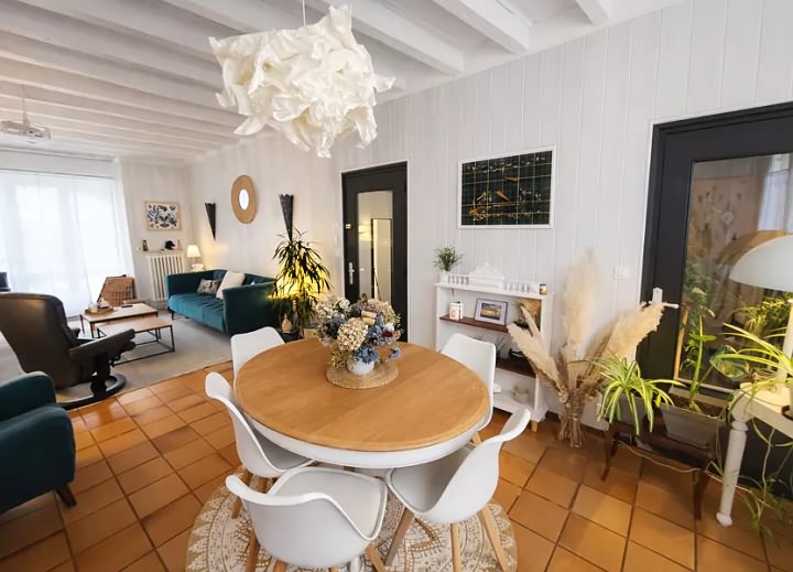 5 bed stone house for sale near Avent