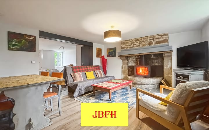 3 bed stone house for sale near Bujalenas
