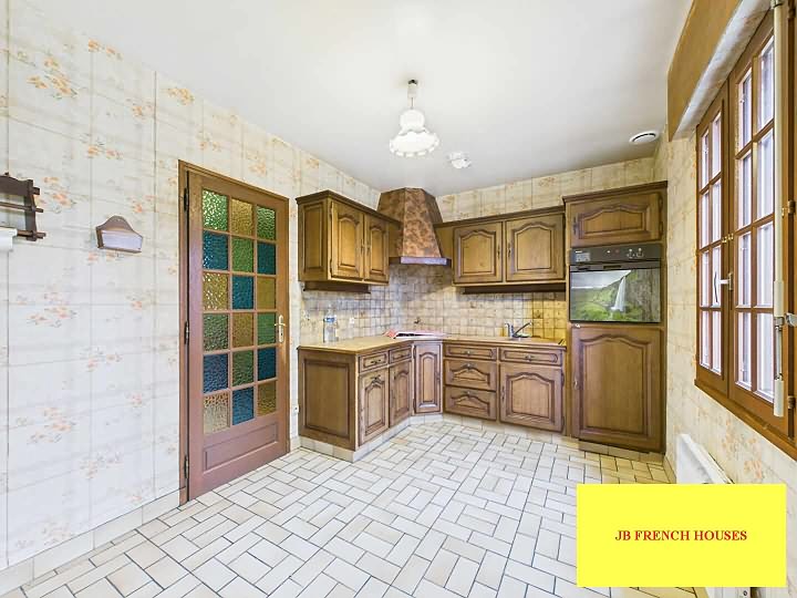 3 bed house for sale near Nécy